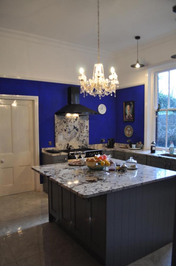 Aberley House Bed & Breakfast Waterloo ภายนอก รูปภาพ