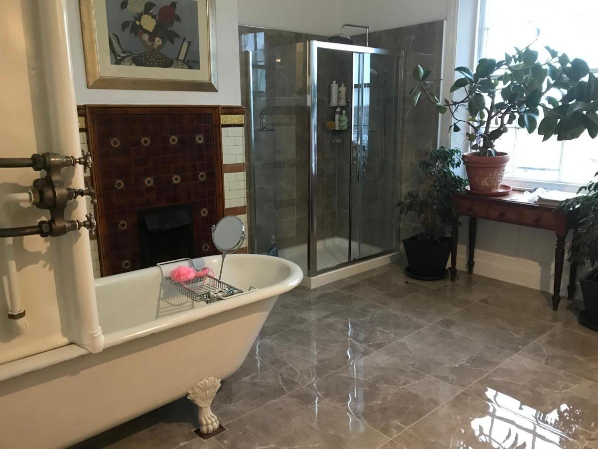 Aberley House Bed & Breakfast Waterloo ภายนอก รูปภาพ